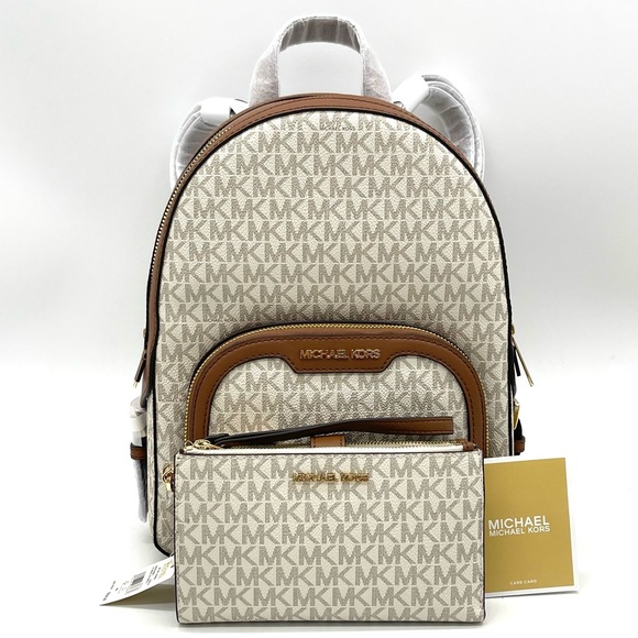 Michael Kors Jaycee Medium Zip Packet Backpack & Double Zip Wallet Wristlet - Picture 3 of 13